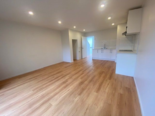  at 36 Pohutukawa Place, Ellerslie, Auckland