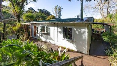  at 680 South Titirangi Road, Titirangi, Auckland