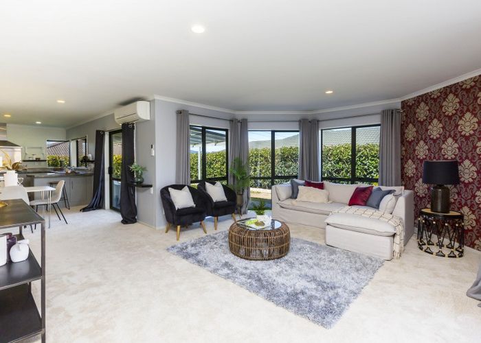  at 12 Percy Kinsman Crescent, Riverstone Terraces, Upper Hutt