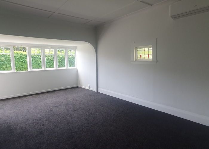  at 10 Russell Road, Manurewa, Auckland