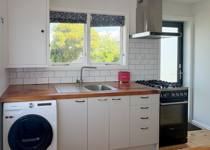  at 1/89 Hills Road, Edgeware, Christchurch City, Canterbury