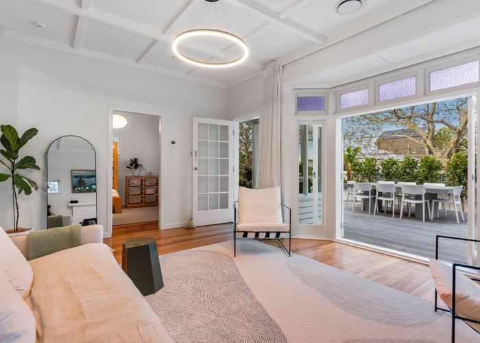  at 16 Walmer Road, Point Chevalier, Auckland City, Auckland