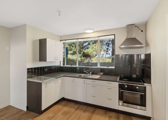  at 7 Chichester Street, The Pines Beach, The Pines Beach