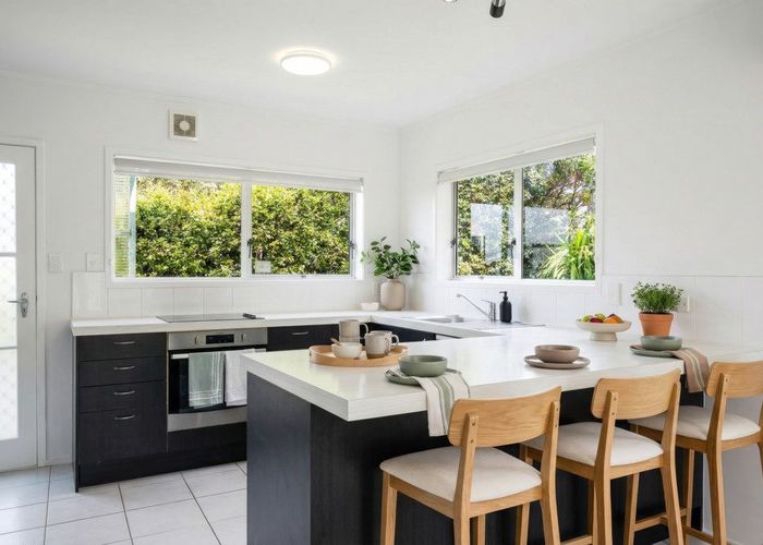  at 1/148 Glamorgan Drive, Torbay, North Shore City, Auckland