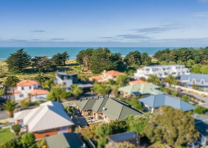  at 16 Cockle Lane, Waimairi Beach, Christchurch City, Canterbury