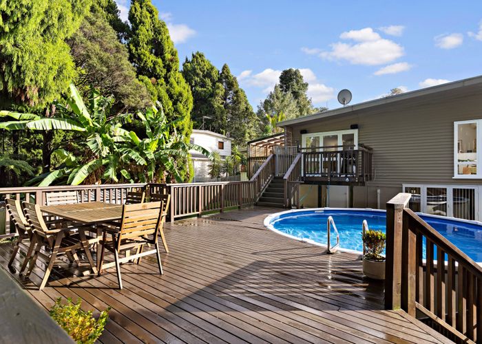  at 7 Rauhuia Crescent, Parau, Waitakere City, Auckland