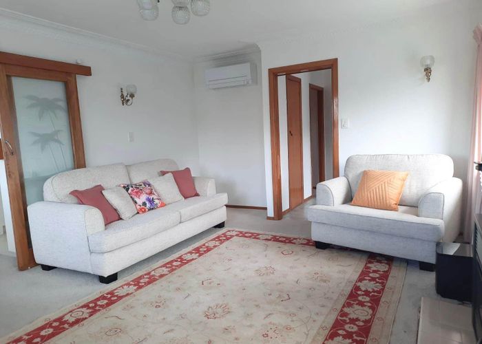  at 1/12 Miles Avenue, Papatoetoe, Auckland