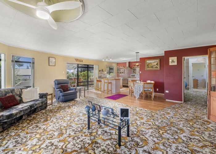  at 24 Scott Avenue, Otaki Beach, Otaki