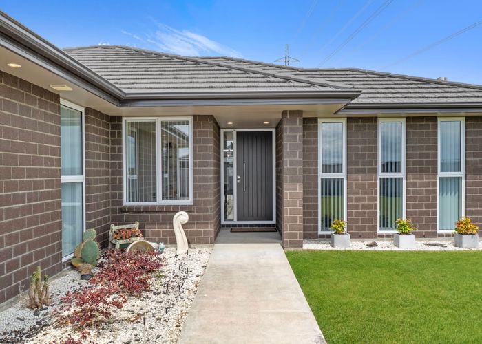  at 13 Mediterranean Grove, Fitzherbert, Palmerston North, Manawatu / Whanganui