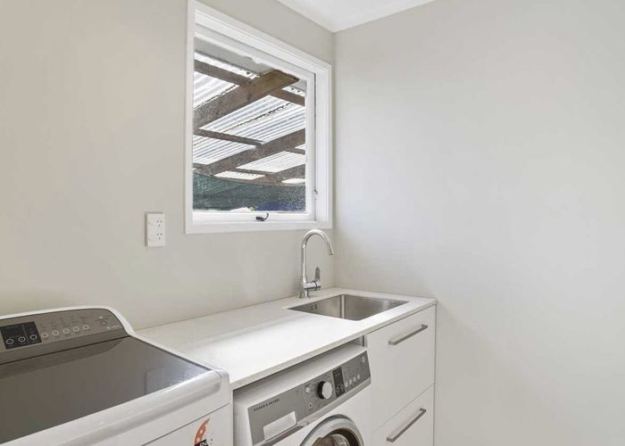  at 48 Finnerty Avenue, Howick, Manukau City, Auckland