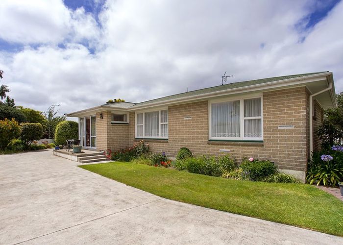  at 18 Opal Place, Casebrook, Christchurch City, Canterbury