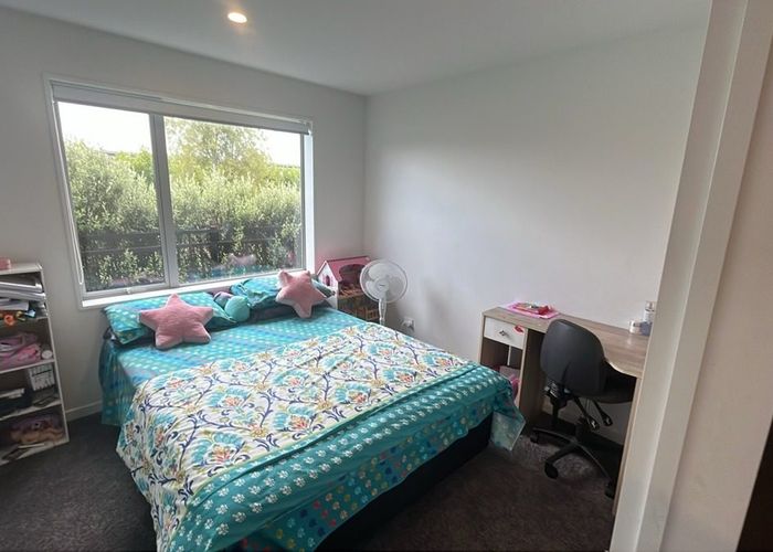  at 44  Horoeka Street, Avonhead, Christchurch City, Canterbury