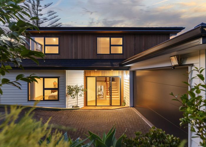  at 42C Redwing Street, Browns Bay, Auckland