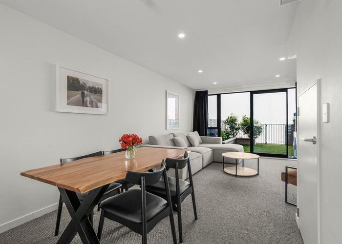  at 8 Te Ara O Te Amo Hohipene, Petone, Lower Hutt, Wellington