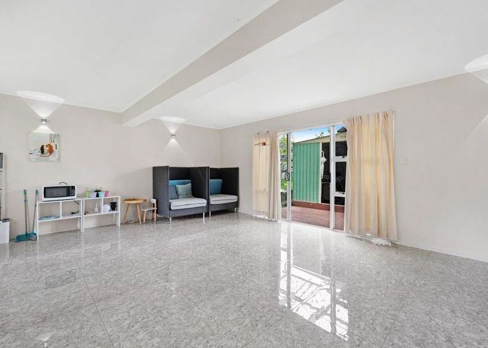 at 146 Gills rd, Half Moon Bay, Manukau City, Auckland
