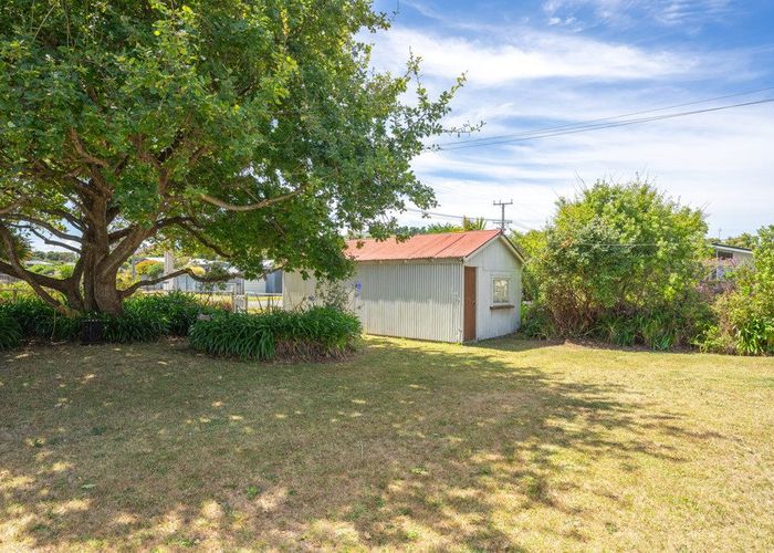  at 22 Hemara Street, Waikanae Beach, Waikanae