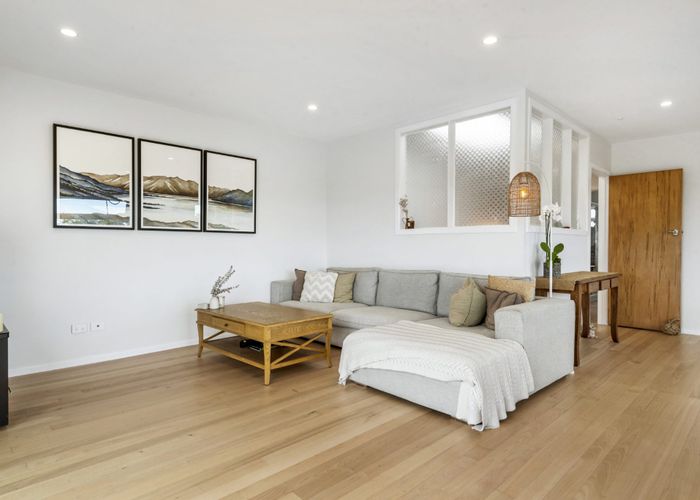 at 3 Council Terrace, Northcote Point, Auckland