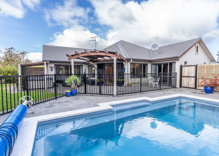 For sale 50 Cairns Crescent, Rototuna, Hamilton, Waikato homes.co.nz