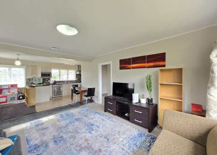  at 1/12 Evelyn Street, Papatoetoe, Manukau City, Auckland