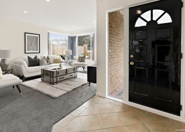  at 1/57 Whitford Road, Botany Downs, Manukau City, Auckland