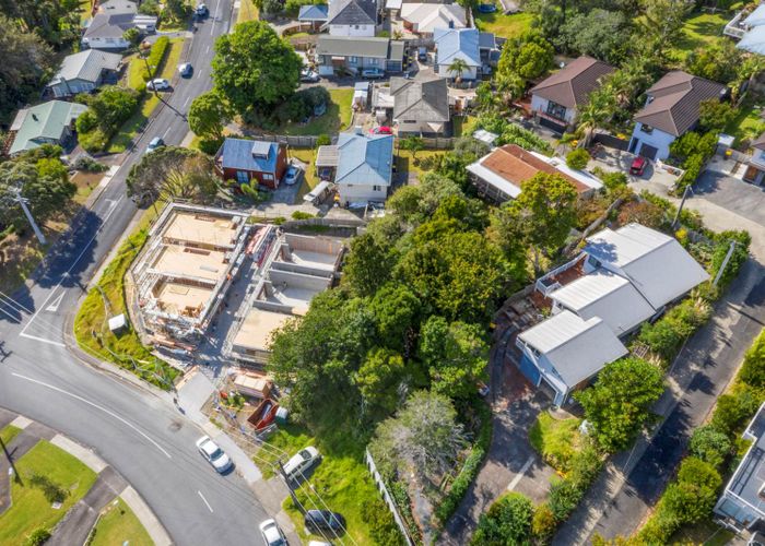  at 15 Hogans Road, Glenfield, Auckland