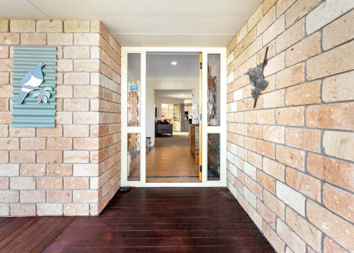  at 14 Manara Place, The Gardens, Manukau City, Auckland