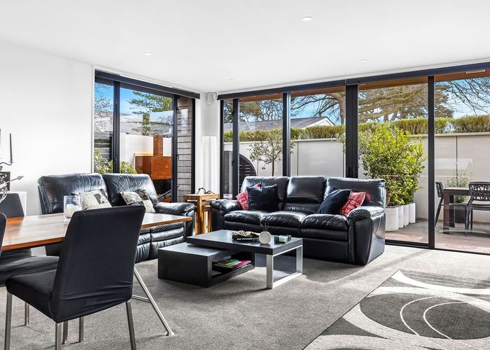  at 1/40 Rhodes Street, Merivale, Christchurch