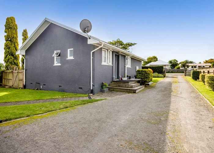  at 7 George Street, Eltham, Eltham