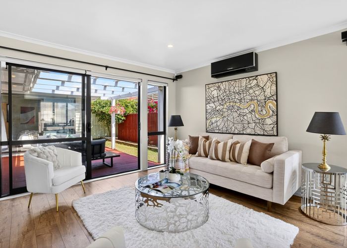  at 26 Tarapiroe Avenue, Takanini, Papakura, Auckland