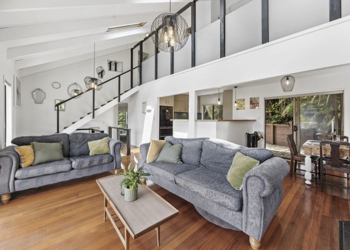  at 207 Shaw Road, Titirangi, Waitakere City, Auckland
