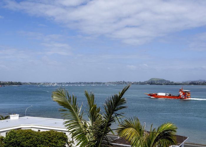 at 5 Bucklands Beach Road, Bucklands Beach, Manukau City, Auckland