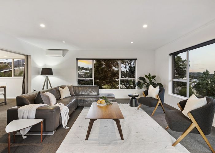  at 50 Hadfield Street, Beach Haven, Auckland