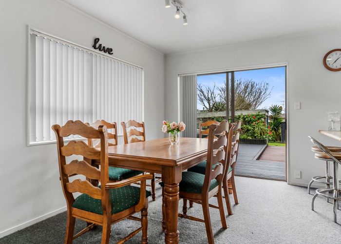  at 41 Lakeside Drive, Pahurehure, Papakura, Auckland