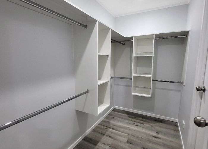  at 2/19 Kapiti Place, Sunnynook, North Shore City, Auckland