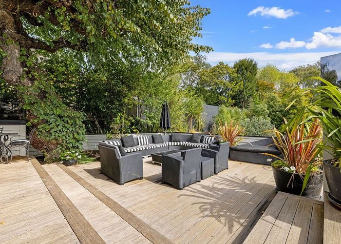  at 2 Crichton Terrace, Cashmere, Christchurch