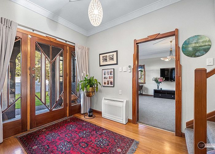  at 37 Pohutukawa Street, Woburn, Lower Hutt