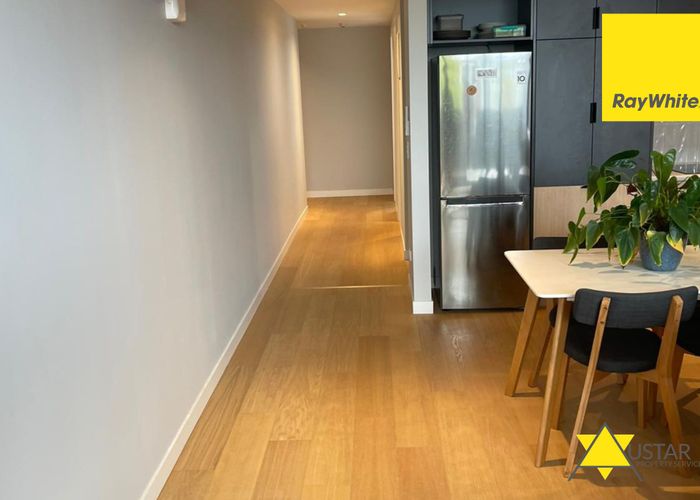  at 7/14 Todd Plaza, New Lynn, Waitakere City, Auckland