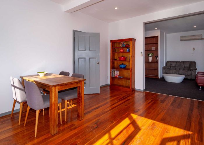  at 82 Main South Road, Sockburn, Christchurch