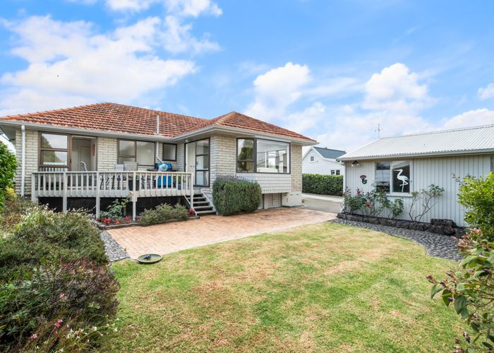  at 53 Beach Road, Mellons Bay, Manukau City, Auckland