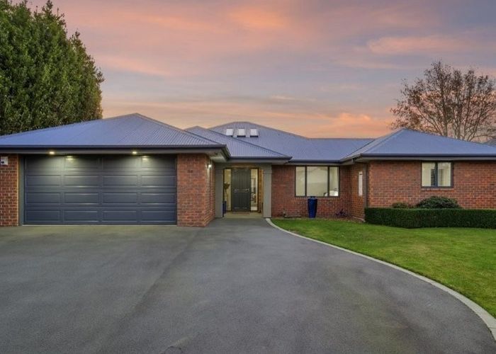  at 110 Regent'S Park Drive, CASEBROOK, CHRISTCHURCH