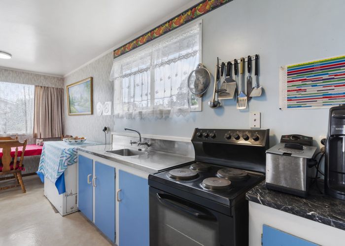  at 305 Roscommon Road, Clendon Park, Manukau City, Auckland