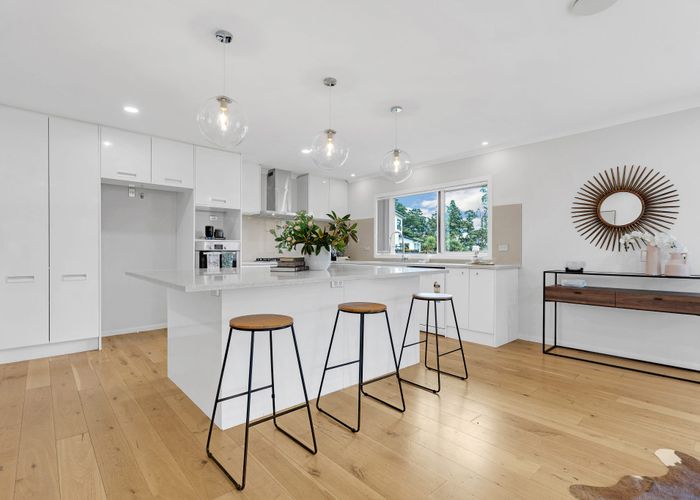  at 15 Aviano Close, Flat Bush, Auckland