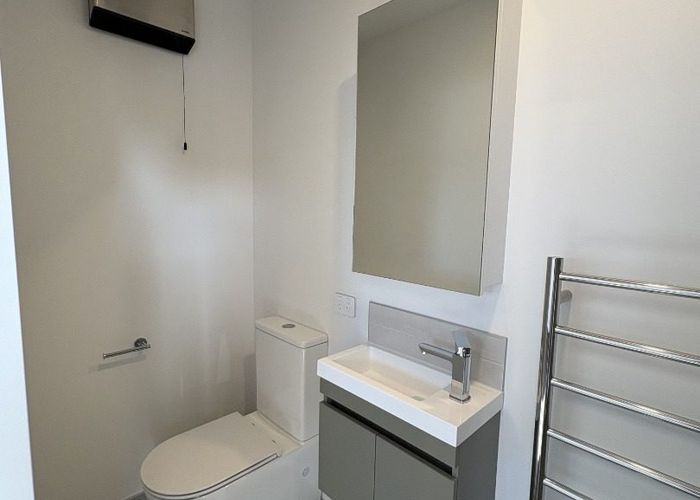  at 4/21 Fairfield Avenue, Addington, Christchurch City, Canterbury