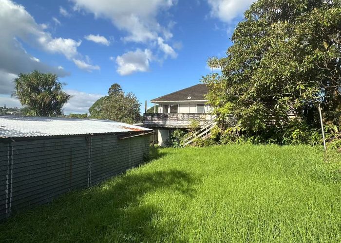  at 3 Nandana Drive, Glen Eden, Waitakere City, Auckland