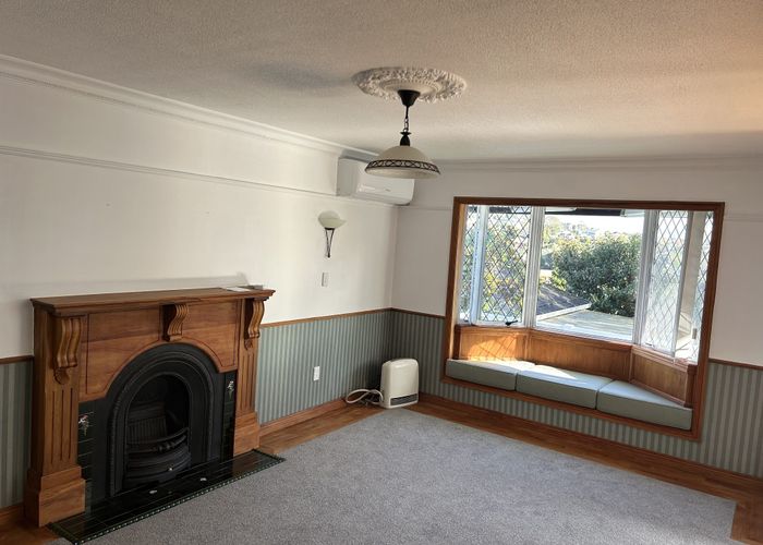 at 17 Louise Place, Browns Bay, Auckland