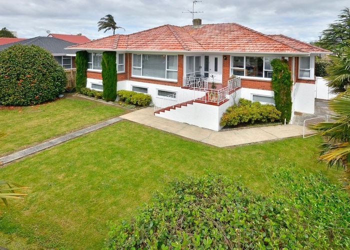  at 495 Great South Road, Papatoetoe, Manukau City, Auckland