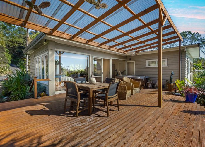  at 167 Simpson Road, Henderson Valley, Waitakere City, Auckland