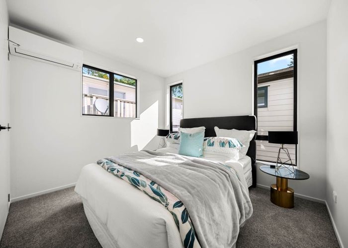  at 20C Nor'East Drive, Northcross, North Shore City, Auckland