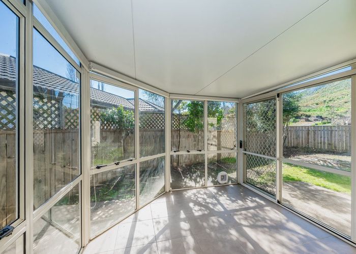  at 7 Villa Grove, Paraparaumu