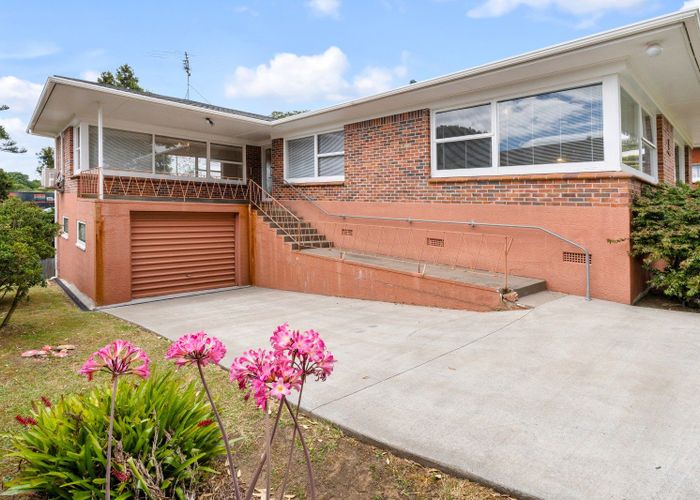  at 96 Lawrence Crescent, Hill Park, Manukau City, Auckland